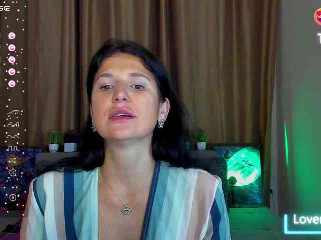 AliannaSoloKisses webcam