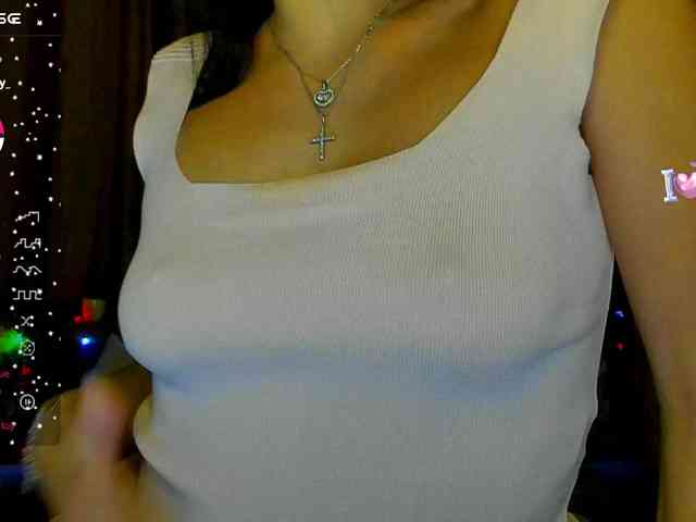 AliannaSoloKisses webcam