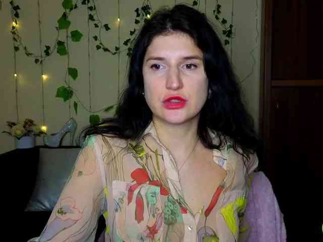 AliannaSoloKisses webcam