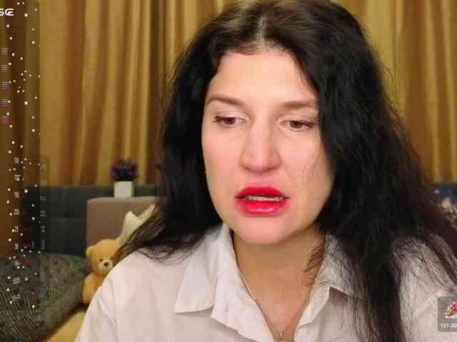 AliannaSoloKisses webcam