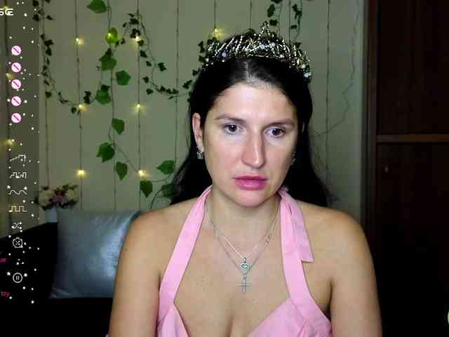 AliannaSoloKisses webcam