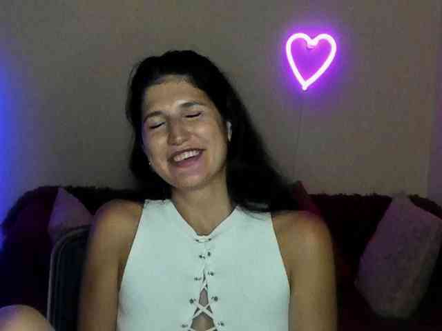AliannaSoloKisses webcam