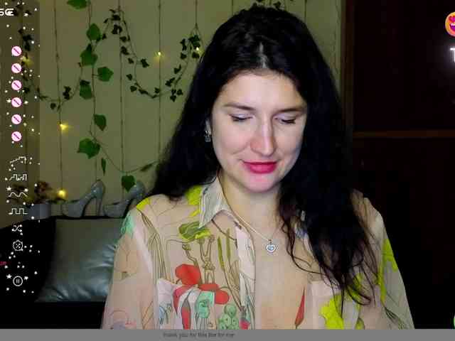 AliannaSoloKisses webcam