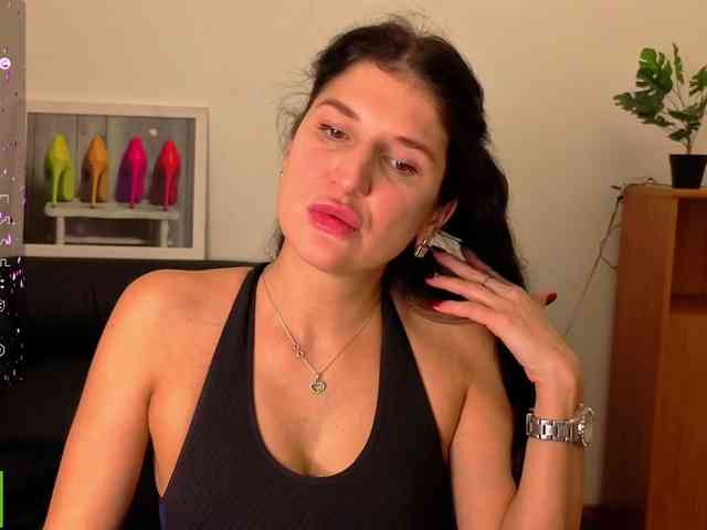 AliannaSoloKisses webcam