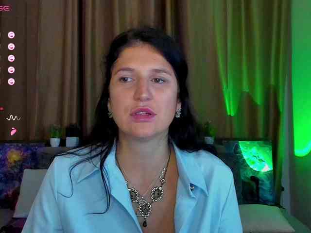 AliannaSoloKisses webcam