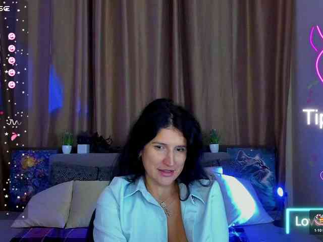 AliannaSoloKisses webcam