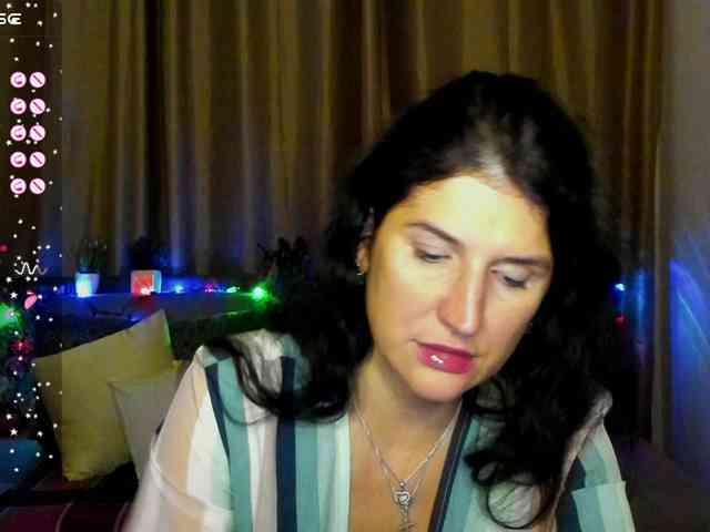 AliannaSoloKisses webcam