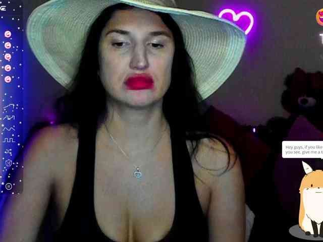 AliannaSoloKisses webcam