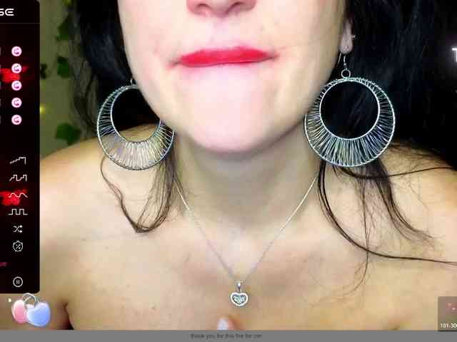 AliannaSoloKisses webcam