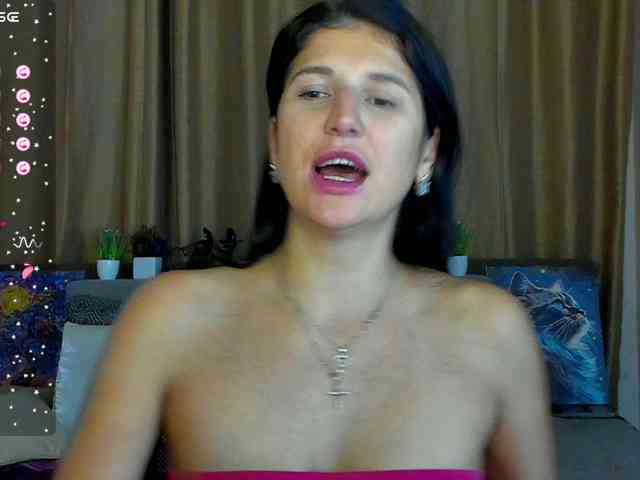 AliannaSoloKisses webcam