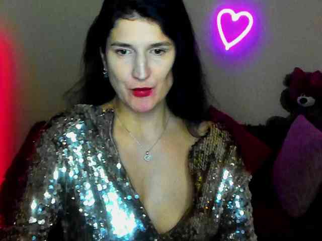 AliannaSoloKisses webcam