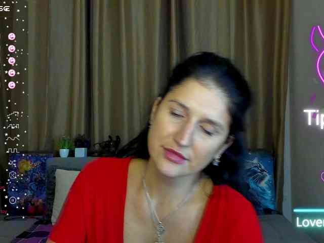 AliannaSoloKisses webcam