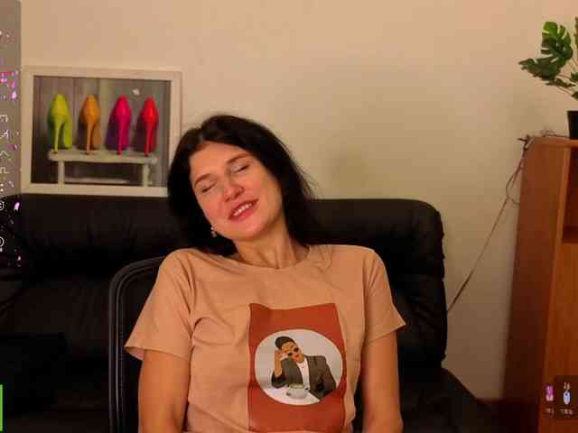 AliannaSoloKisses webcam