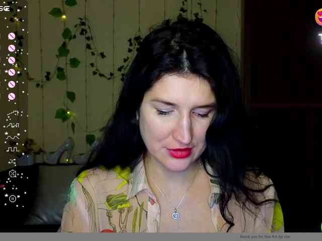 AliannaSoloKisses webcam