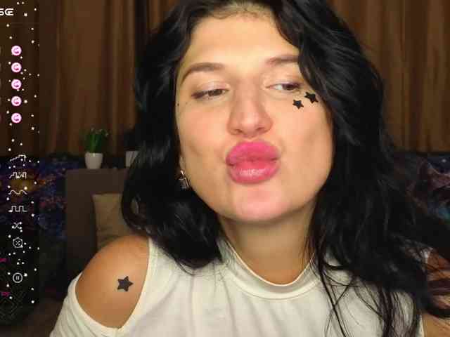 AliannaSoloKisses webcam