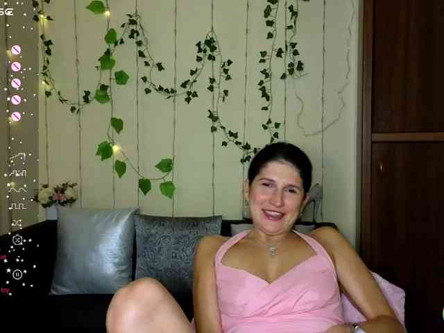 AliannaSoloKisses webcam