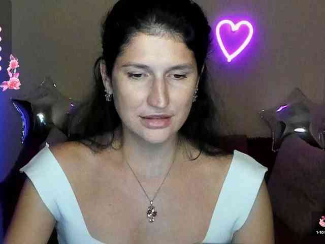 AliannaSoloKisses webcam