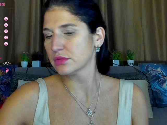 AliannaSoloKisses webcam