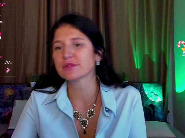 AliannaSoloKisses webcam