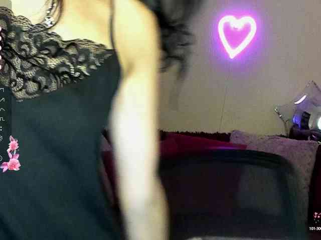 AliannaSoloKisses webcam