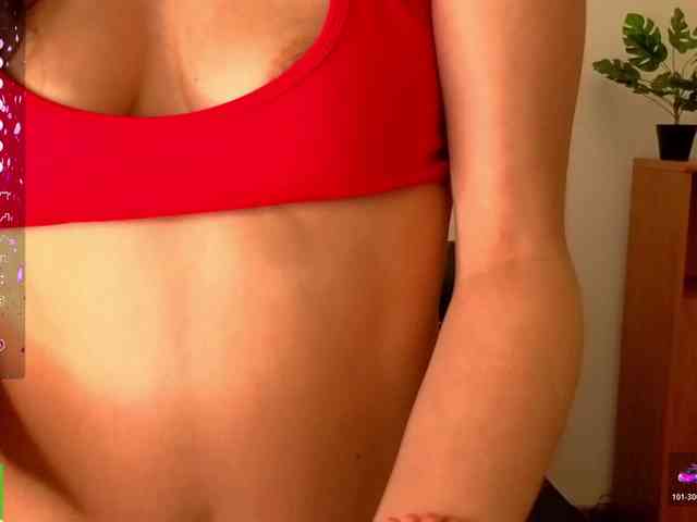 AliannaSoloKisses webcam