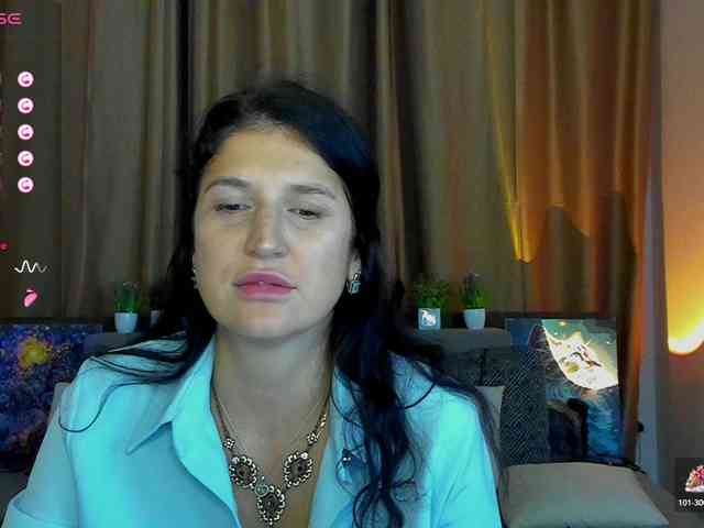AliannaSoloKisses webcam