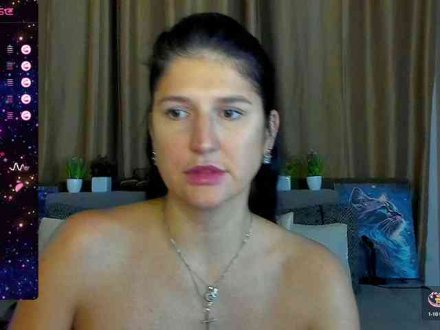AliannaSoloKisses webcam