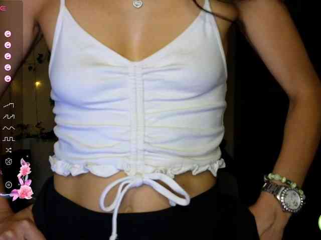AliannaSoloKisses webcam
