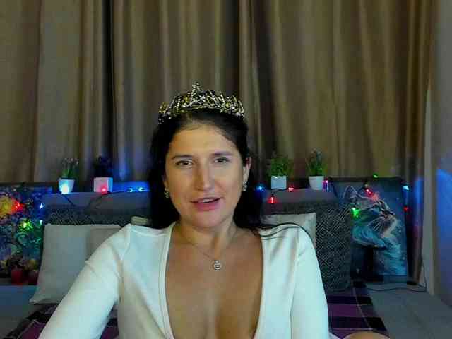 AliannaSoloKisses webcam