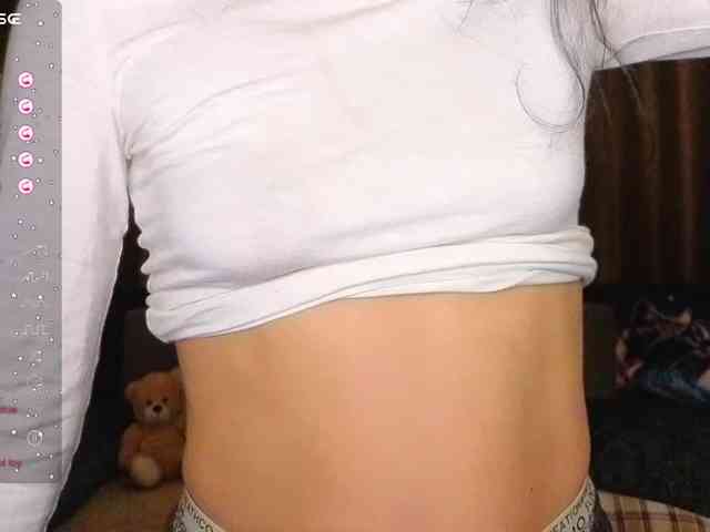 AliannaSoloKisses webcam