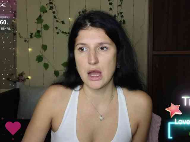 AliannaSoloKisses webcam