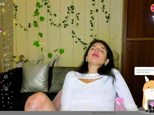 AliannaSoloKisses webcam