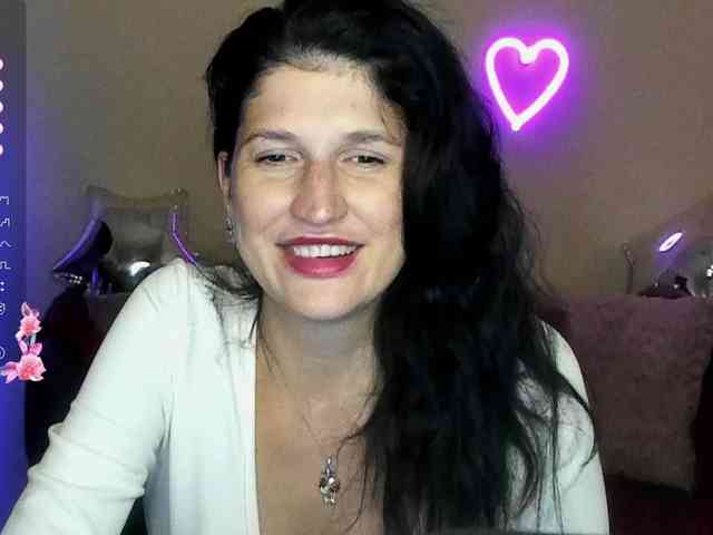 AliannaSoloKisses webcam