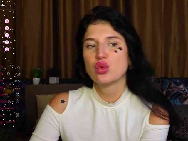 AliannaSoloKisses webcam