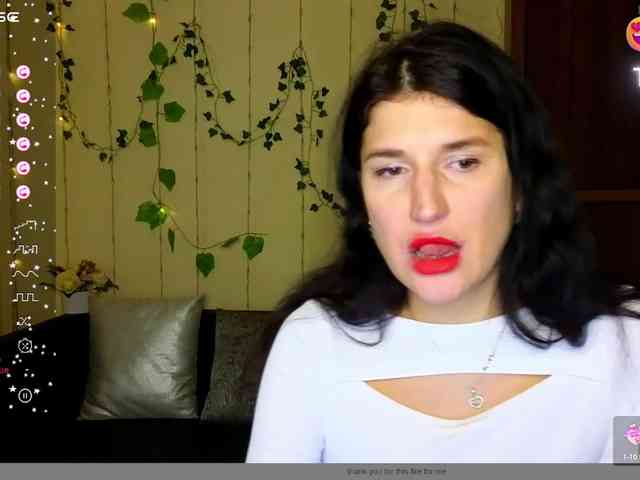 AliannaSoloKisses webcam