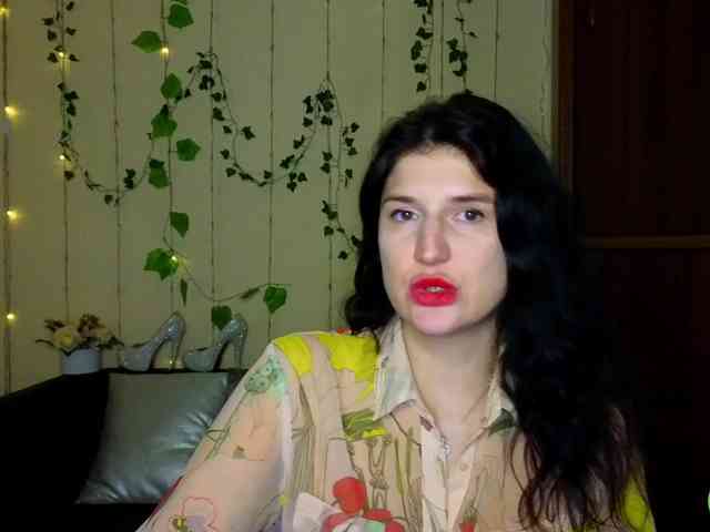 AliannaSoloKisses webcam