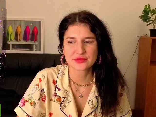 AliannaSoloKisses webcam