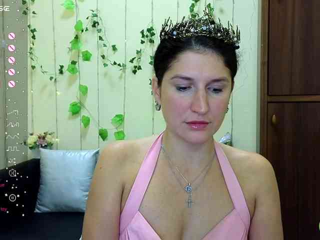 AliannaSoloKisses webcam