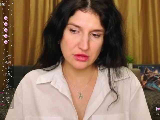 AliannaSoloKisses webcam