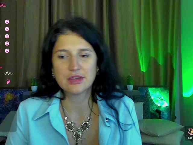 AliannaSoloKisses webcam