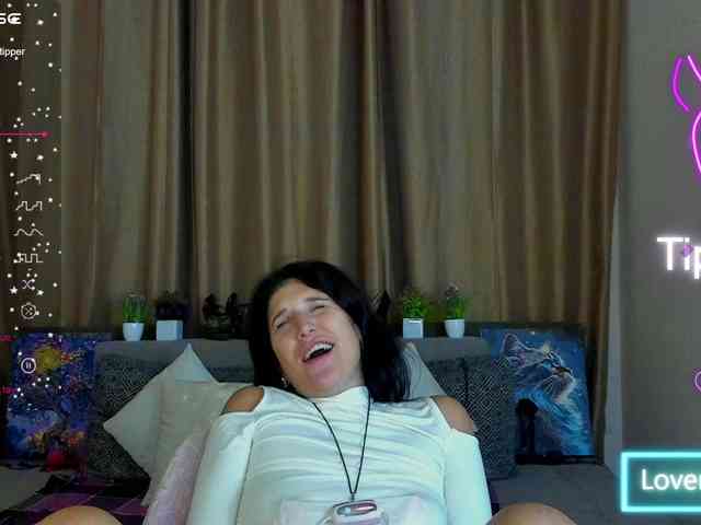 AliannaSoloKisses webcam