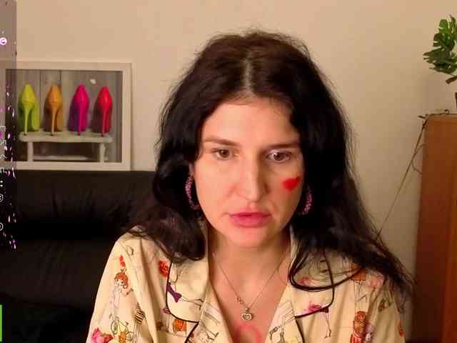 AliannaSoloKisses webcam