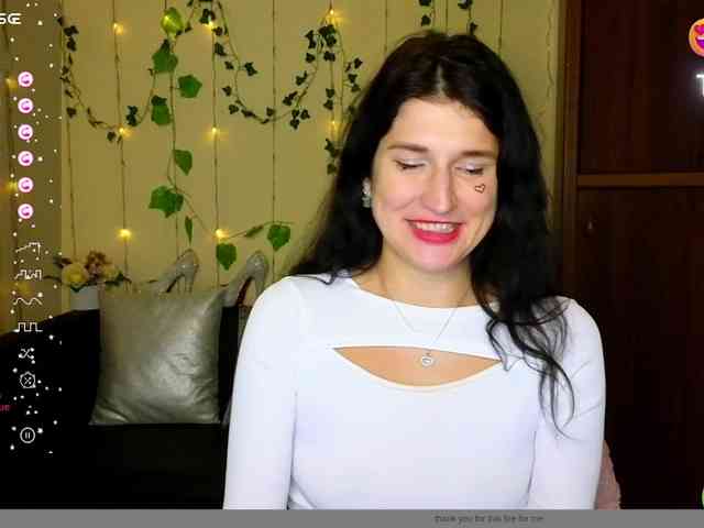 AliannaSoloKisses webcam