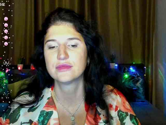 AliannaSoloKisses webcam