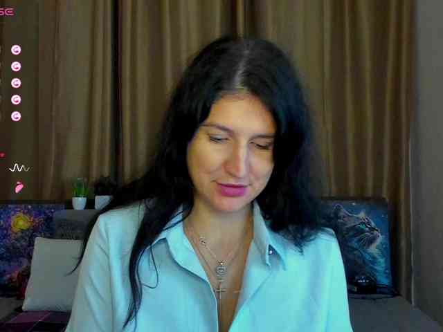 AliannaSoloKisses webcam