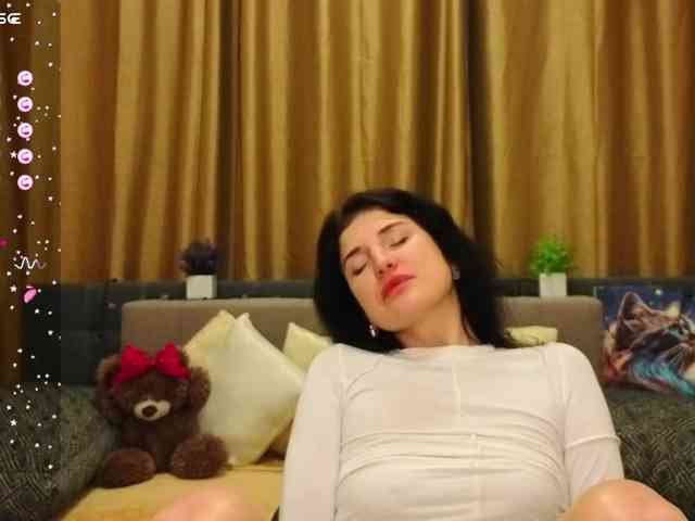 AliannaSoloKisses webcam