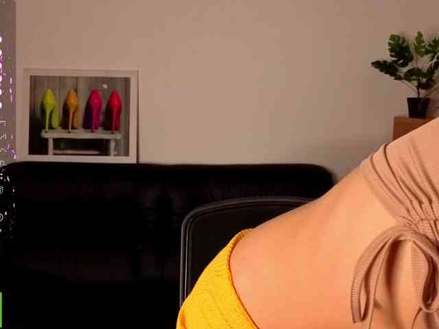 AliannaSoloKisses webcam