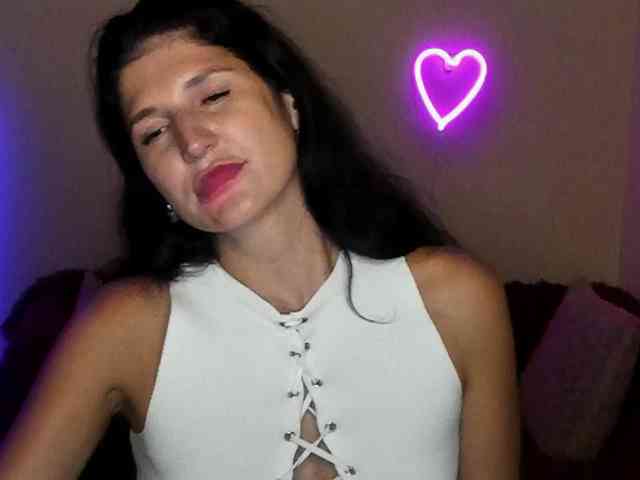 AliannaSoloKisses webcam