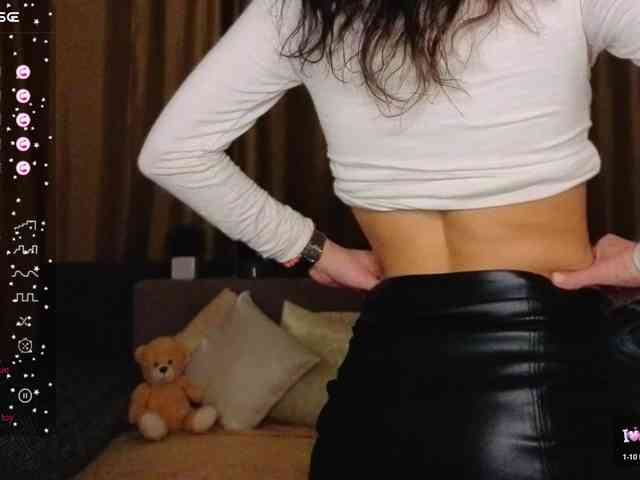 AliannaSoloKisses webcam