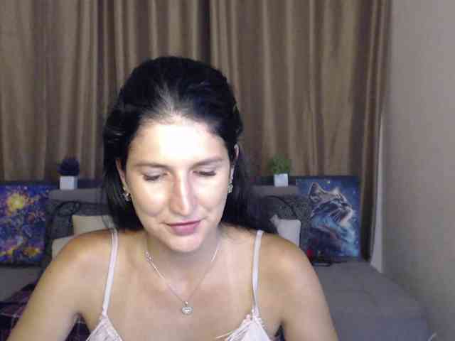 AliannaSoloKisses webcam